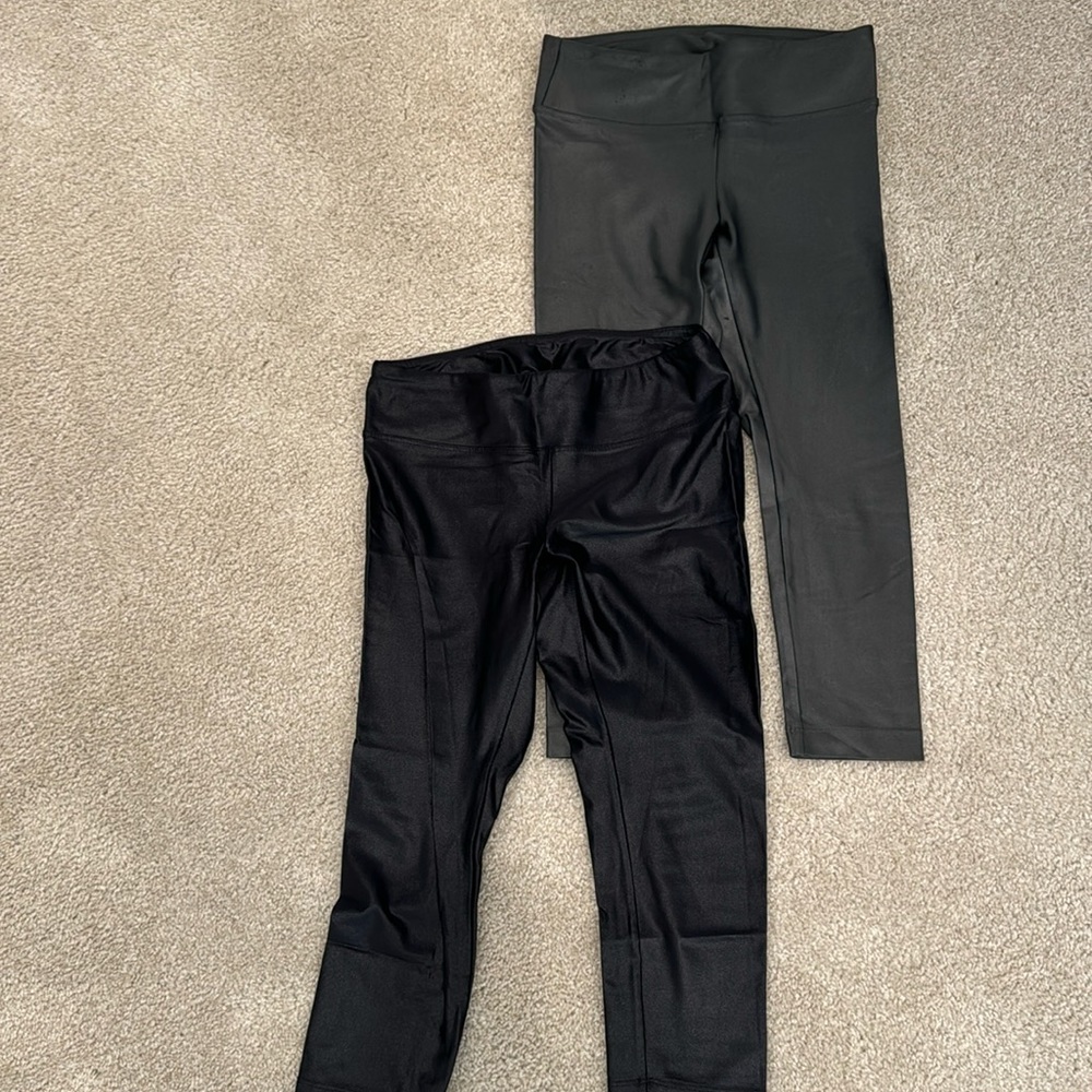 Lot X 2 Koral Activewear Lustrous High Rise Capri